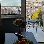 Dream View - Centre Apartment *